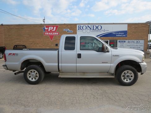 Used 2007 Ford F250 XLT image 1