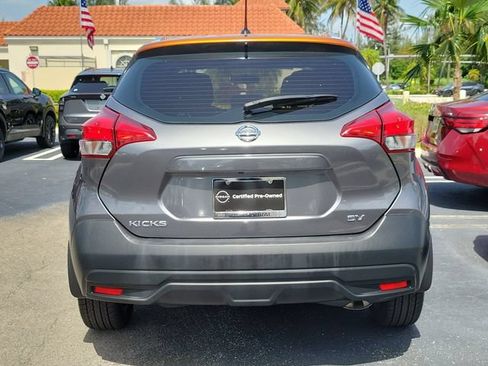 Used 2018 Nissan Kicks SV FWD image 5