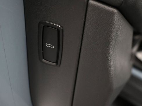 Used 2022 Audi e-tron GT Premium Plus image 24