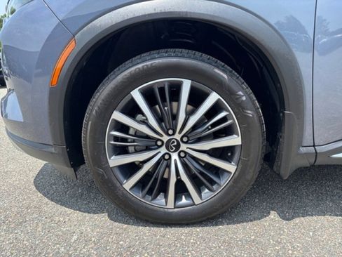 Certified 2022 INFINITI QX60 Sensory w/ Cargo Package image 9