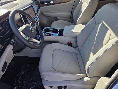 New 2026 Volkswagen Atlas SE image 4