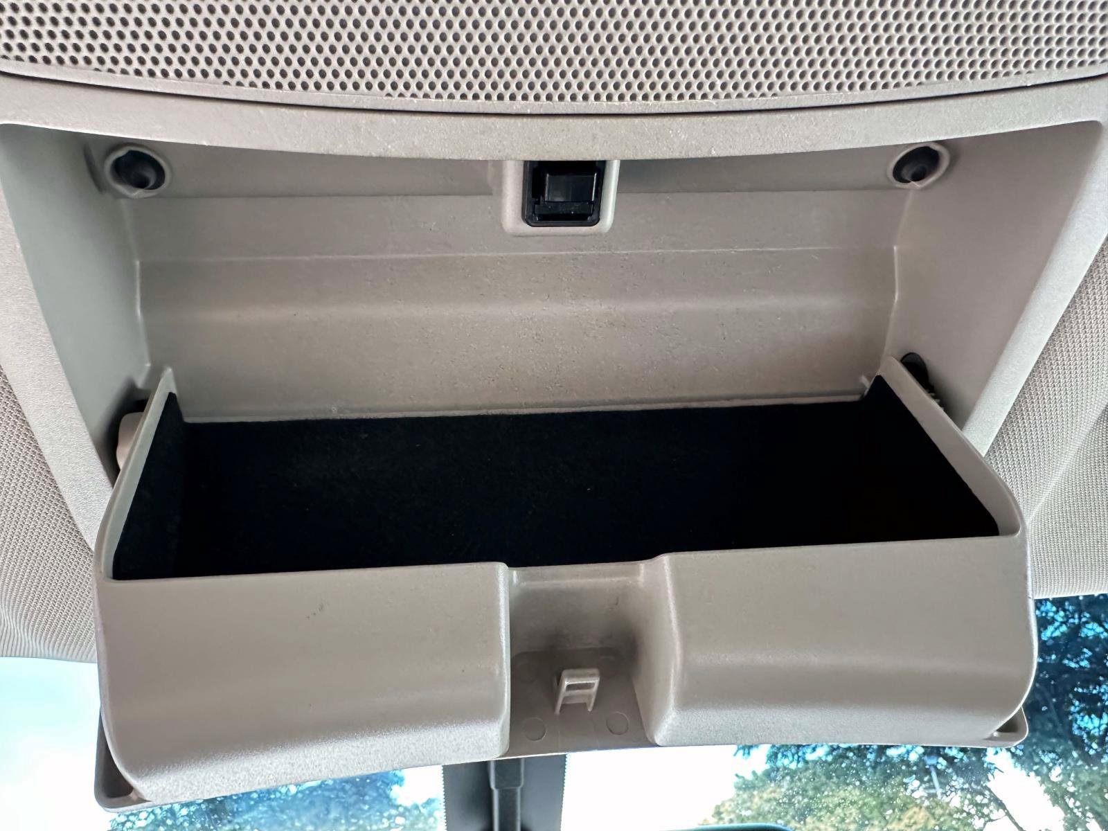 Used 2015 Nissan Pathfinder SV w/ Cargo Package FWD image 34