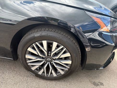 Used 2024 Nissan Altima 2.5 SV FWD image 4