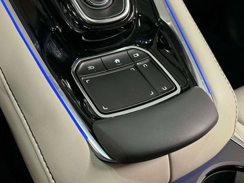 Used 2025 Acura RDX SH-AWD w/ Advance Package image 29