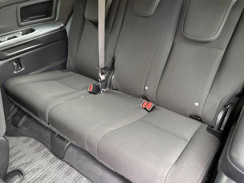 Used 2025 Subaru Ascent Premium AWD/4WD image 19