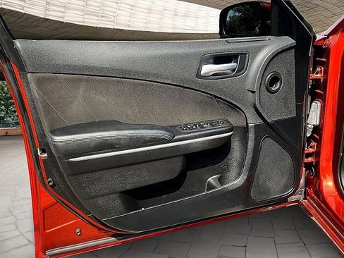 Used 2021 Dodge Charger SXT image 17