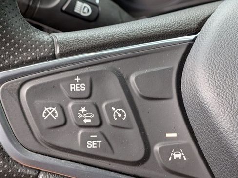 Used 2023 Chevrolet Equinox LS w/ LS Convenience Package AWD/4WD image 13