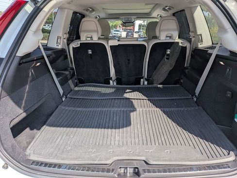 Used 2023 Volvo XC90 B6 Ultimate w/ Protection Package Premier AWD/4WD image 12
