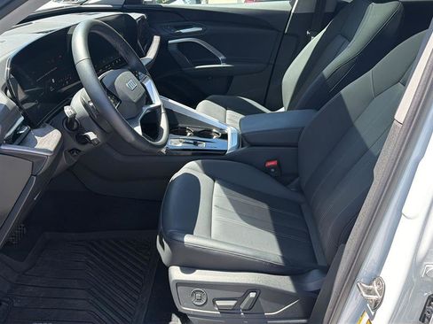 Used 2025 Audi Q5 Premium w/ Convenience Package AWD/4WD image 12