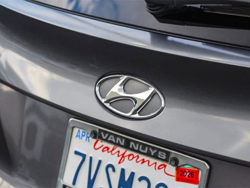 Used 2014 Hyundai Tucson SE image 9