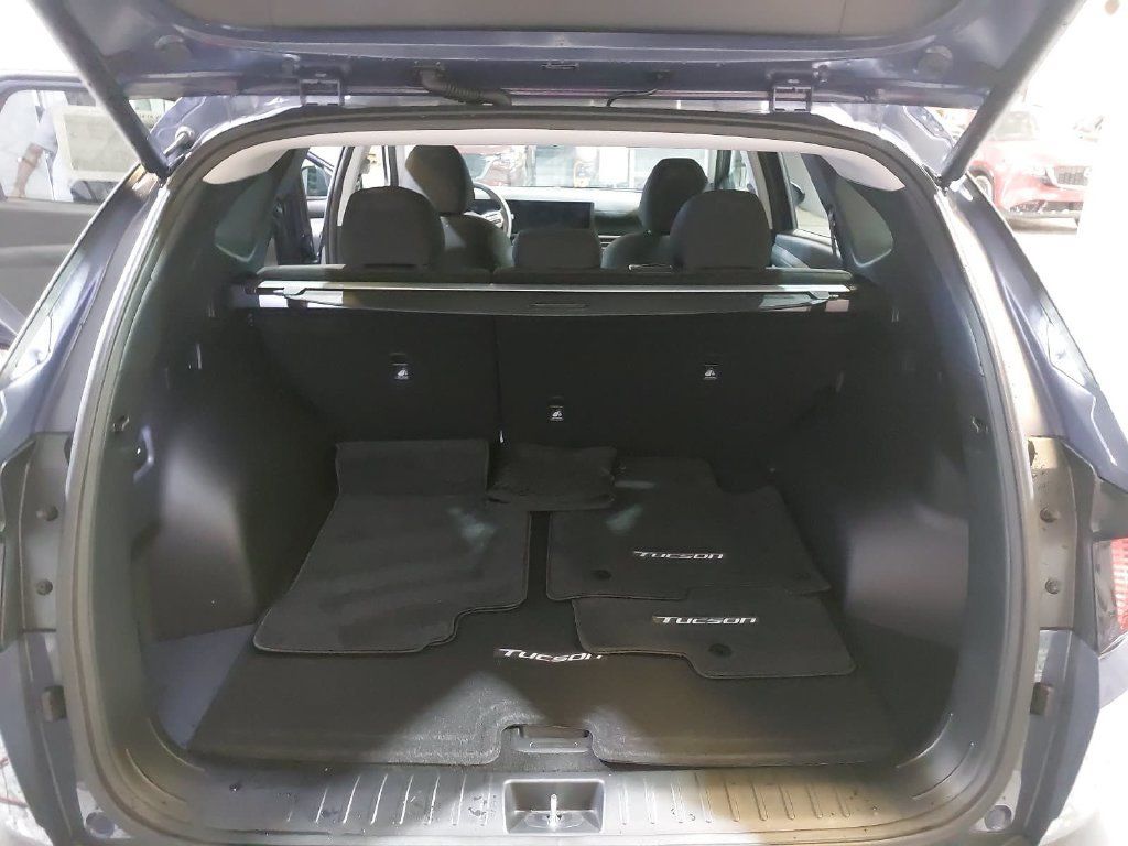 Certified 2025 Hyundai Tucson SEL FWD image 12