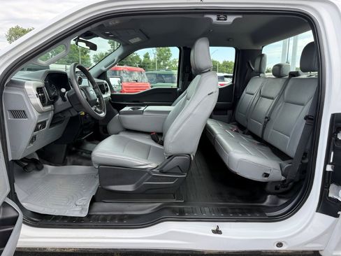 Used 2022 Ford F150 XL w/ Equipment Group 101A High RWD image 14