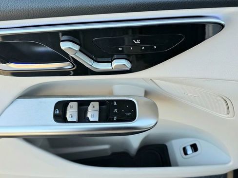 New 2026 Mercedes-Benz GLC 300 4MATIC image 21