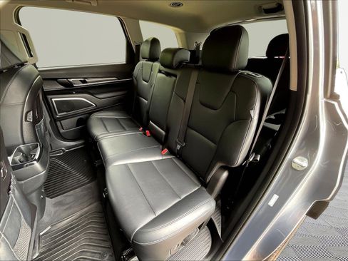 Used 2024 Kia Telluride LX FWD image 21