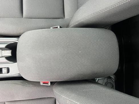 Used 2023 Toyota Corolla LE FWD image 28