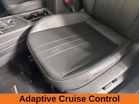 Used 2023 Volkswagen Tiguan SE R-Line FWD image 15
