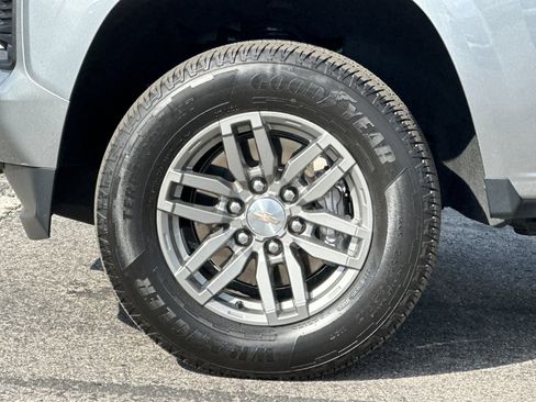 Used 2024 Chevrolet Colorado LT w/ LT Convenience Package II image 25