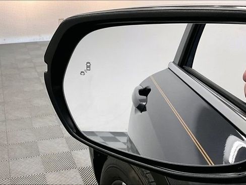 Used 2021 Honda CR-V EX-L image 30