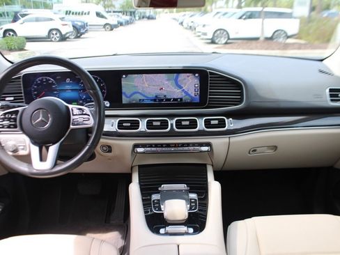 Certified 2020 Mercedes-Benz GLS 450 4MATIC image 27