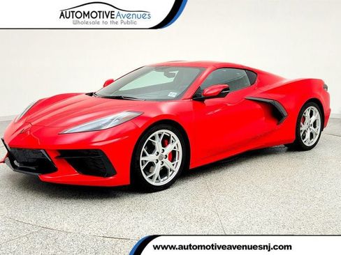 Used 2022 Chevrolet Corvette Stingray Preferred Cpe w/ Battery Protection Package RWD image 1