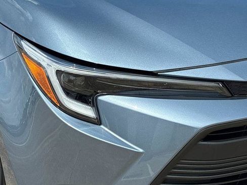 Certified 2026 Toyota Corolla XLE FWD image 28
