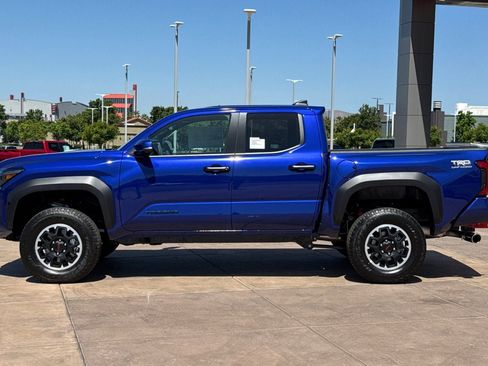 New 2025 Toyota Tacoma TRD Off-Road image 7
