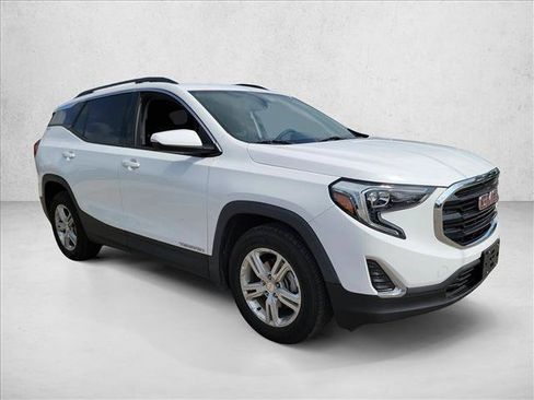 Used 2018 GMC Terrain SLE w/ Driver Convenience Package FWD image 3