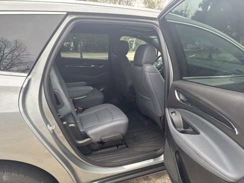 Used 2024 Buick Enclave Essence w/ Experience Buick Package image 7