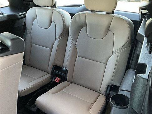 New 2026 Volvo XC90 T8 Ultra w/ Protection Package Premier AWD/4WD image 13