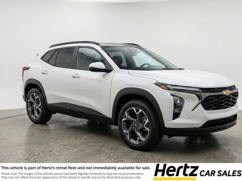 Used 2025 Chevrolet Trax LT w/ LT Convenience Package FWD image 1