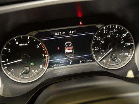 Certified 2025 Nissan Rogue SV image 17