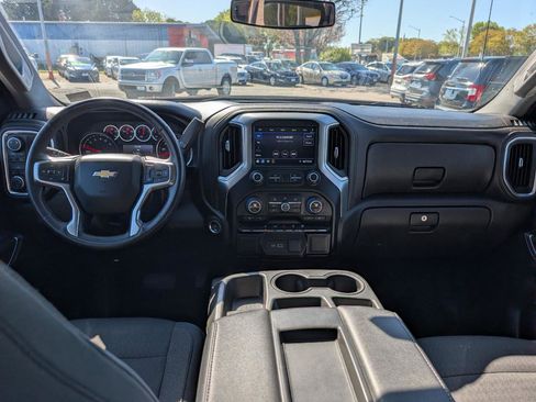 Used 2019 Chevrolet Silverado 1500 LT w/ All-Star Edition image 39