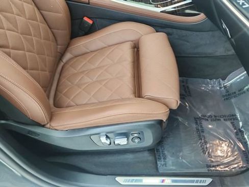 Used 2026 BMW X7 xDrive40i image 24