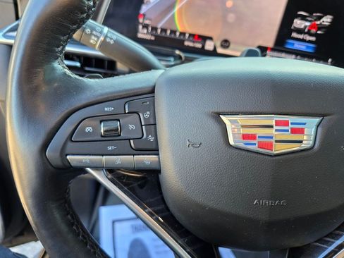 Used 2021 Cadillac Escalade ESV Sport w/ Driver Assist Tech Package AWD/4WD image 22