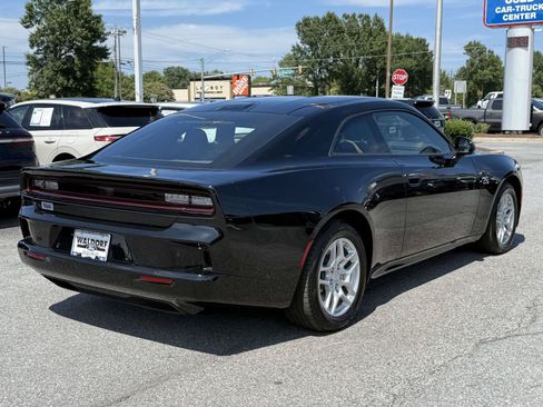 Used 2025 Dodge Charger Daytona R/T w/ Quick Order Package 25M R/T AWD/4WD image 2