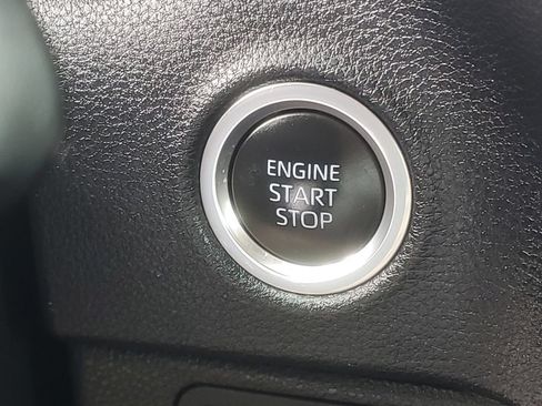 Used 2023 Toyota Tundra SR AWD/4WD image 29