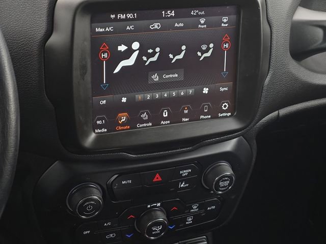 Used 2022 Jeep Renegade Trailhawk w/ Trailer Tow Group AWD/4WD image 16