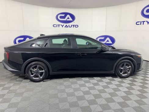 Used 2025 Kia K4 FWD image 3