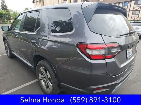 Certified 2023 Honda Pilot EX-L image 6