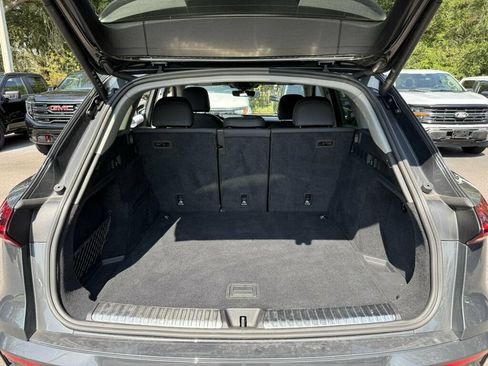 Used 2025 Audi Q5 Premium w/ Convenience Package AWD/4WD image 9