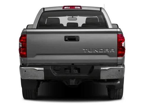 Used 2016 Toyota Tundra SR5 w/ SR5 Upgrade Package RWD image 8