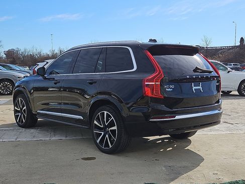 Certified 2023 Volvo XC90 B6 Plus w/ Protection Package Premier image 4