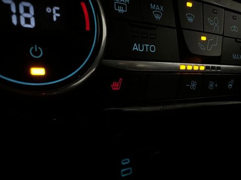 Used 2021 Ford Escape SEL image 18