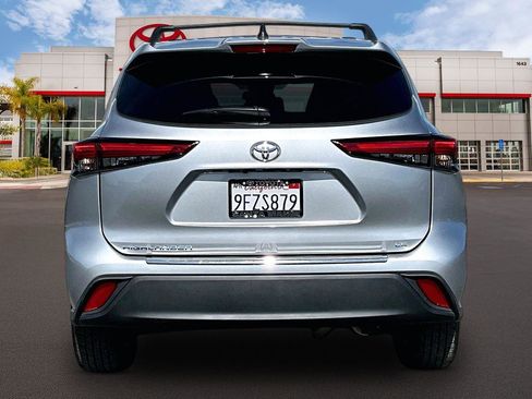 Used 2023 Toyota Highlander LE w/ Protection Package #3 (TMS) image 4