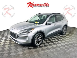 Used 2021 Ford Escape SEL video 3