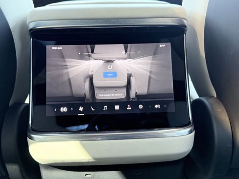 Used 2022 Tesla Model X Plaid image 49