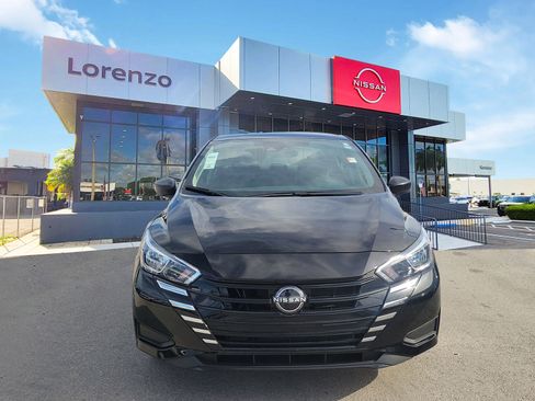 Used 2023 Nissan Versa S w/ Trunk Package image 2