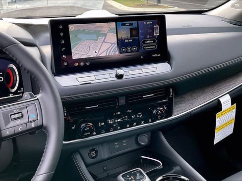 New 2026 Nissan Rogue Platinum image 6