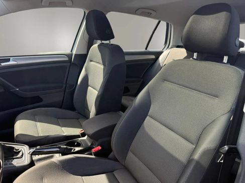 Used 2016 Volkswagen Golf S FWD image 15