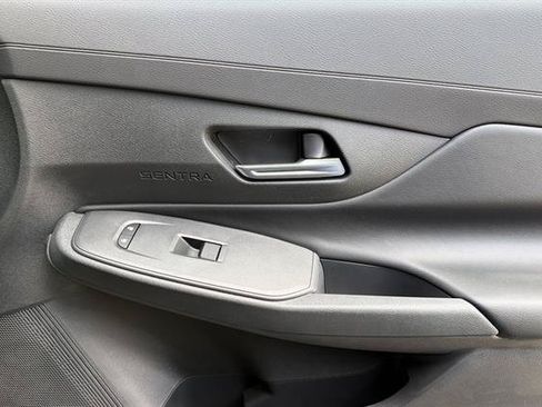 New 2026 Nissan Sentra SV w/ SV Convenience Package FWD image 18